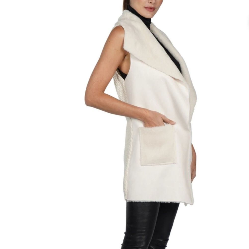 Oneworld Cream Sleeveless Vest with Pockets